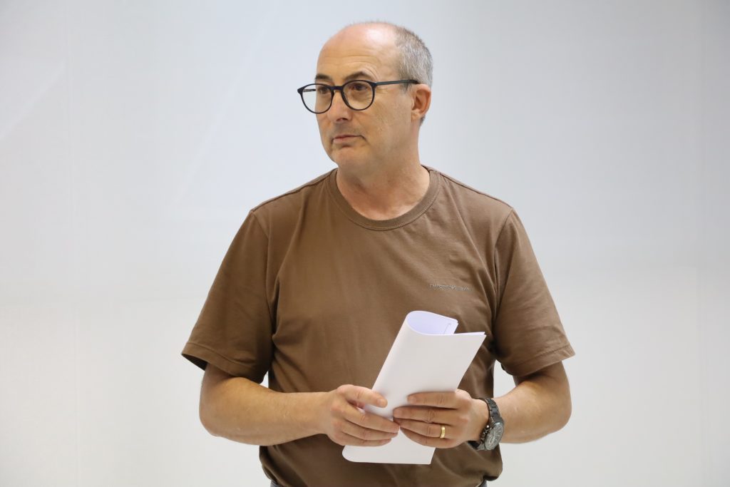 Sr. José Petri, Diretor Presidente do Sindehotéis Curitiba, durante a condução das Assembleias Gerais.