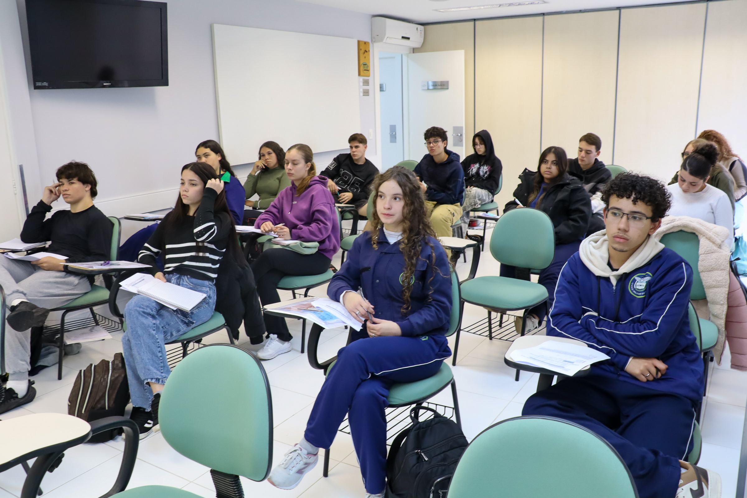 Sindehotéis Curitiba inicia curso preparatório gratuito para o Enem e Vestibular no Instituto IPPA aberto à comunidade